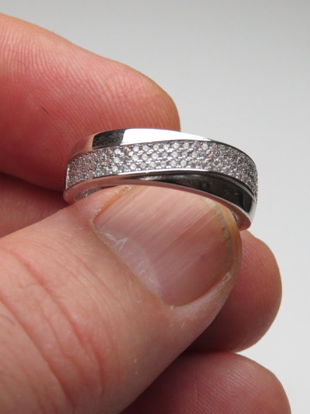 *925 Sterling Silver Diamond Band